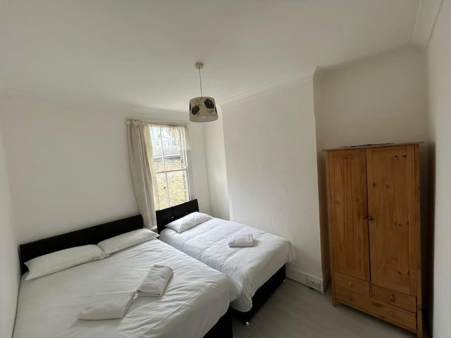 East London 2 Bedroom Flat Dış mekan fotoğraf