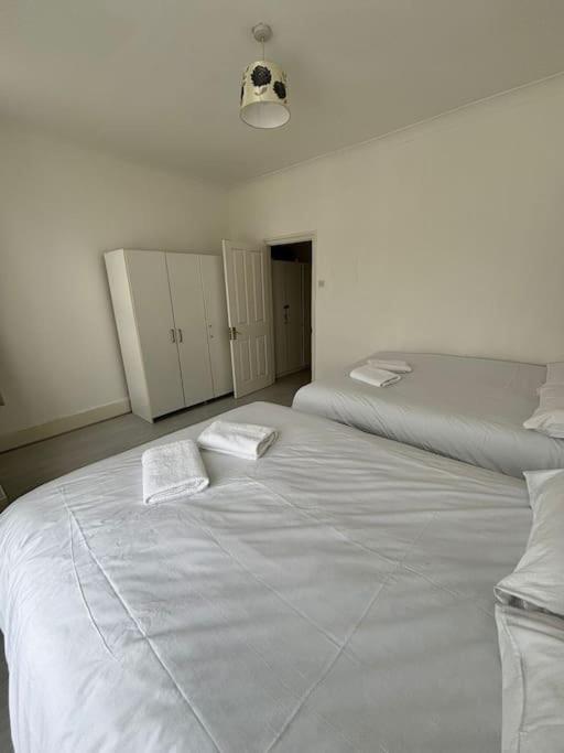 East London 2 Bedroom Flat Dış mekan fotoğraf